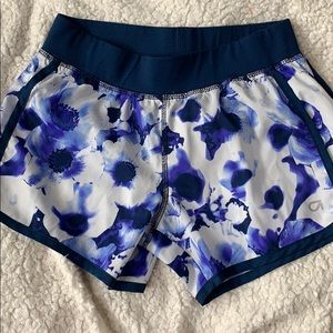 Girl’s GapFit running shorts